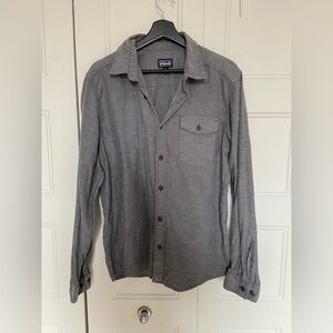 Patagonia Men's Organic cotton Charcoal Button-Down Shirt